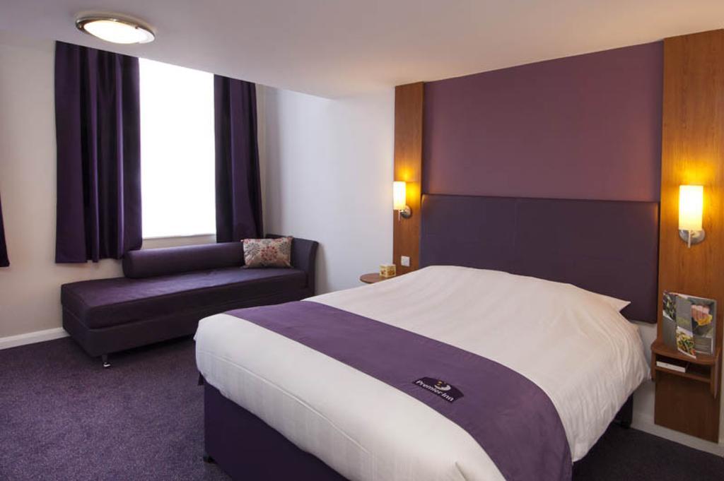 Premier Inn Inverness Centre - River Ness Habitación foto